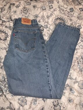 Levi’s 550 Tapered Fit